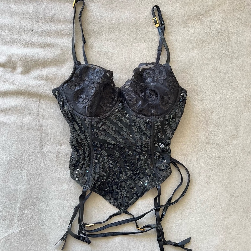 2000s Victoria secret sequenced corset top
